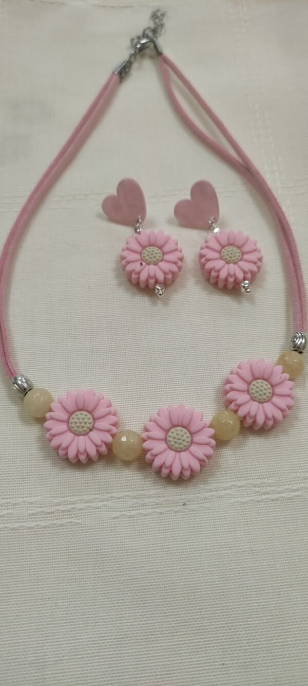 ROSE FLOWER